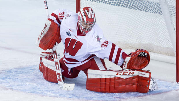 ann-renee-desbiens-wisconsin-ncaa-1300.jpg